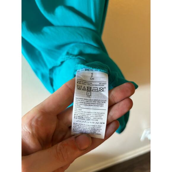 Old Navy Aqua Blue Tank Top Blouse Size Small - Picture 7 of 7